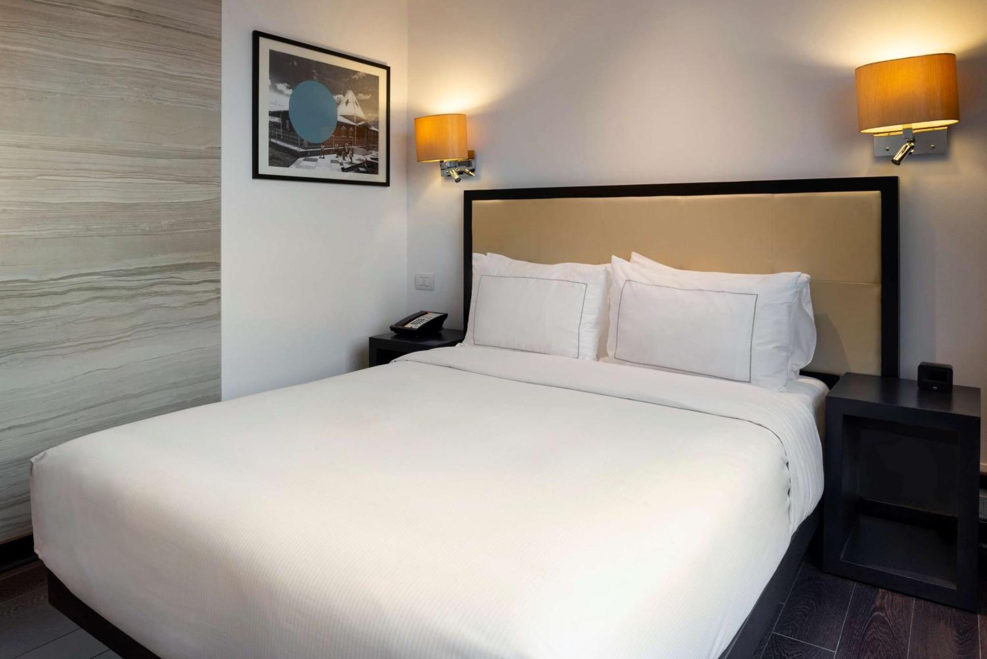 Hilton Doubletree Guadalajara Centro Historico Otel Dış mekan fotoğraf