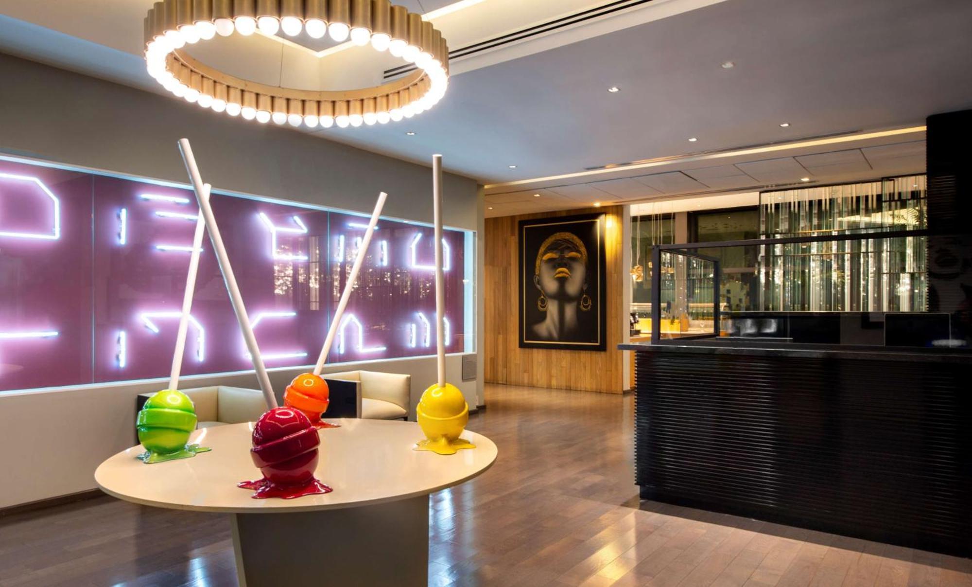 Hilton Doubletree Guadalajara Centro Historico Otel Dış mekan fotoğraf