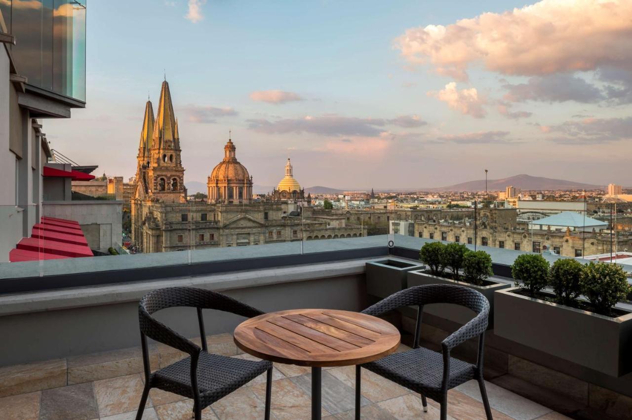 Hilton Doubletree Guadalajara Centro Historico Otel Dış mekan fotoğraf